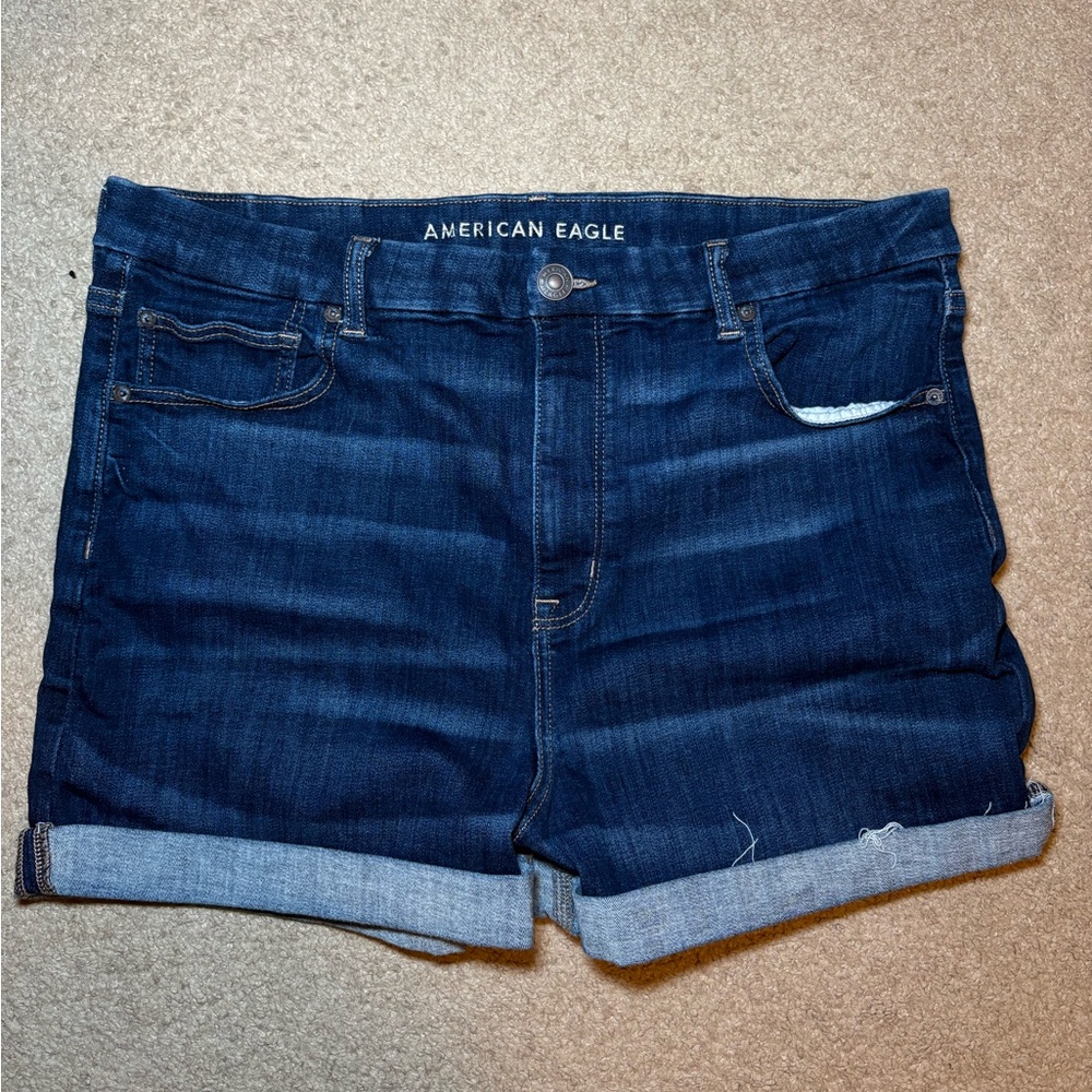 American Eagle next level stretch shorts size 18